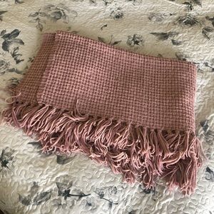 Woven Knitted Throw Blanket with Fringe